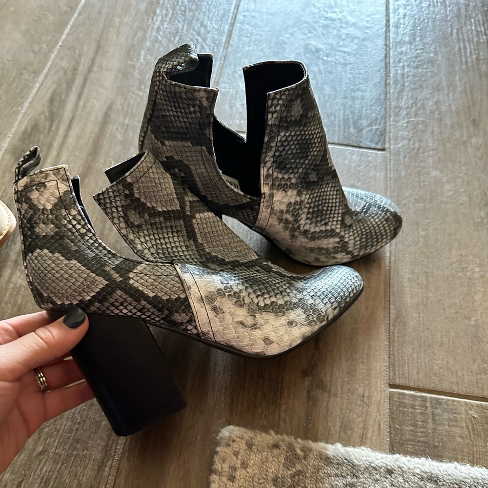 Steve Madden booties